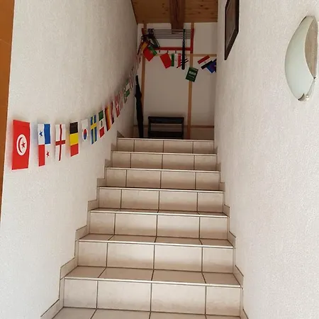 Dorfstrasse 16 * Leuzigen