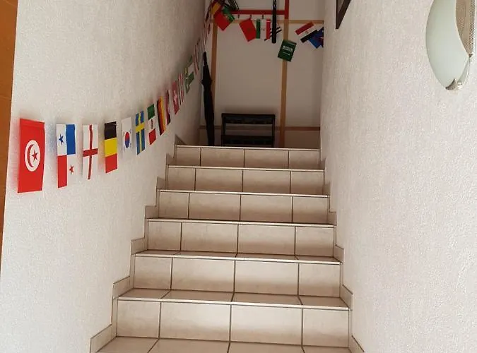 Dorfstrasse 16 * Leuzigen