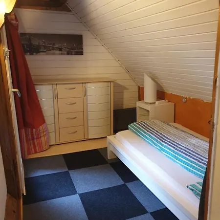 Apartamento Dorfstrasse 16 Leuzigen